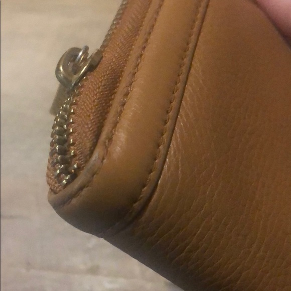 Tory Burch Amanda ZIP Continental Wallet - Picture 8 of 8